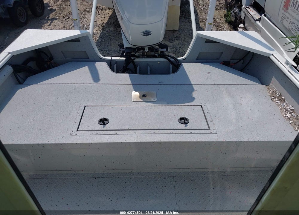 2025 SEA ARK FISHING BOAT VIN: SOM50573F425