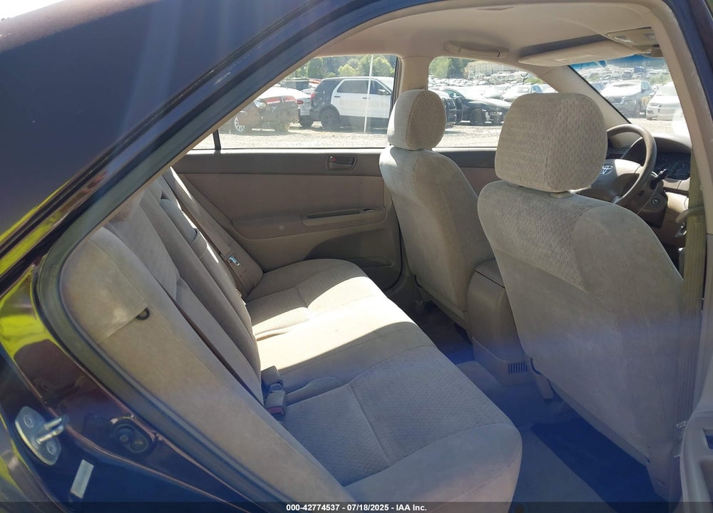 2002 TOYOTA CAMRY LE VIN: JTDBE32K720069121