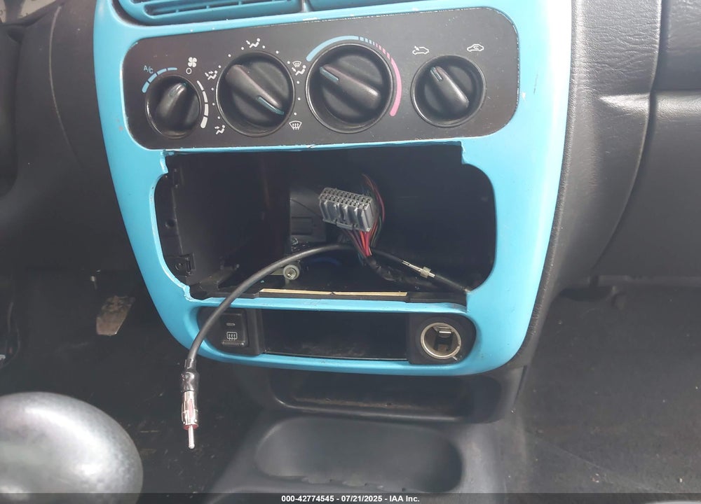 2004 DODGE NEON SXT VIN: 1B3ES56C74D500400