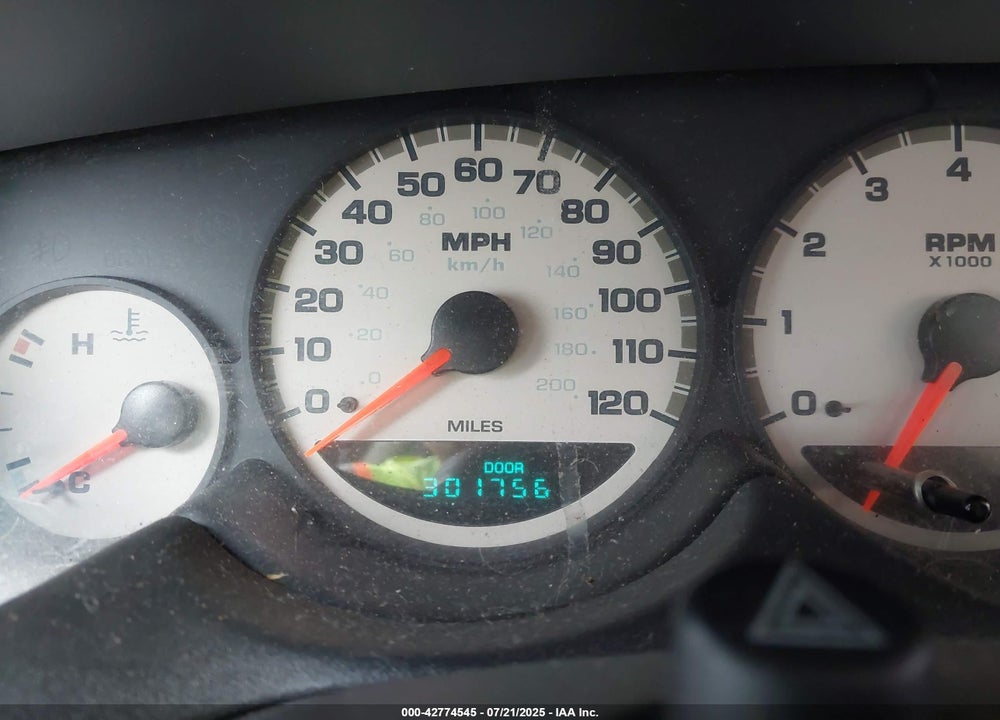 2004 DODGE NEON SXT VIN: 1B3ES56C74D500400