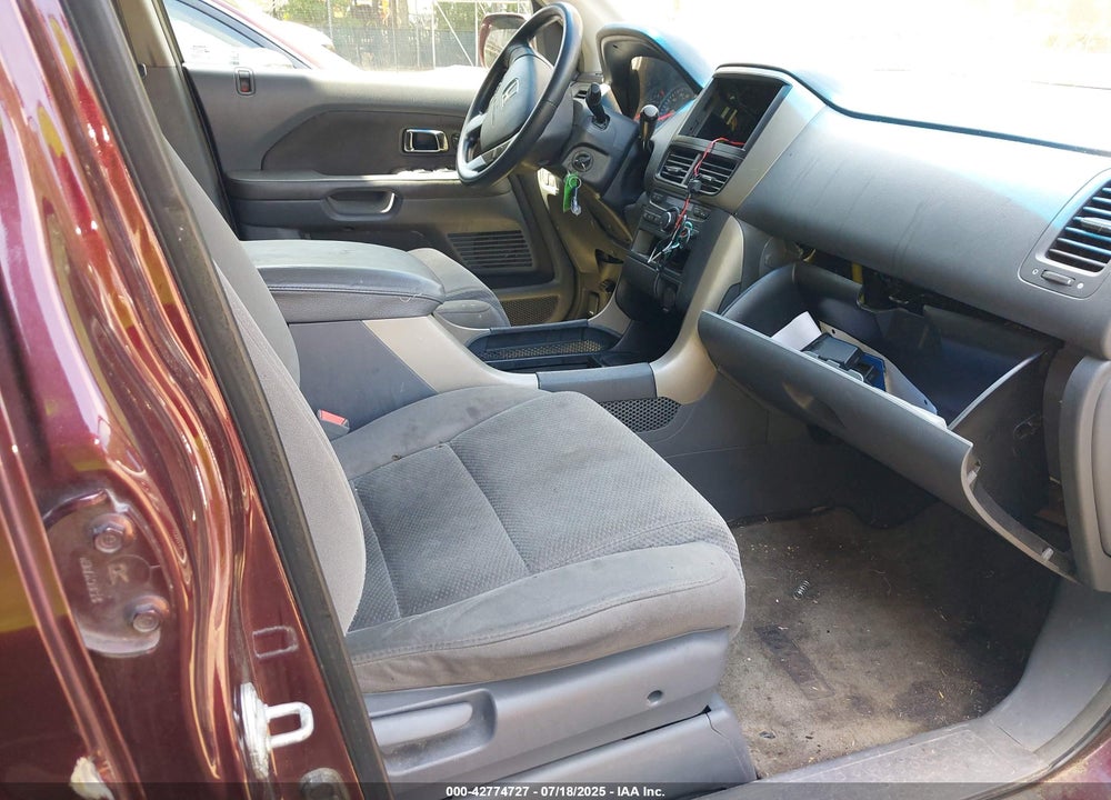 2007 HONDA PILOT EX VIN: 5FNYF18497B005028