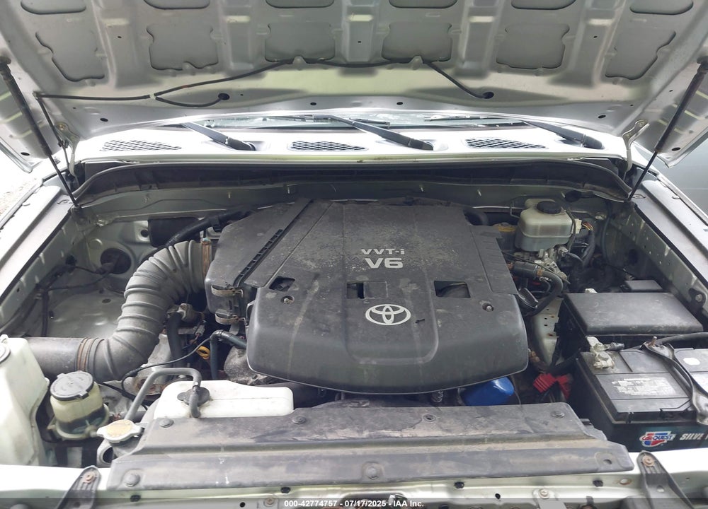 2008 TOYOTA FJ CRUISER VIN: JTEBU11F38K037061