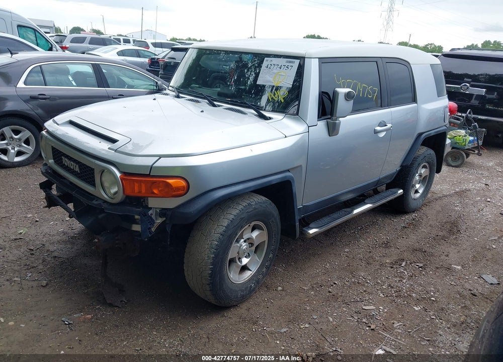 2008 TOYOTA FJ CRUISER VIN: JTEBU11F38K037061