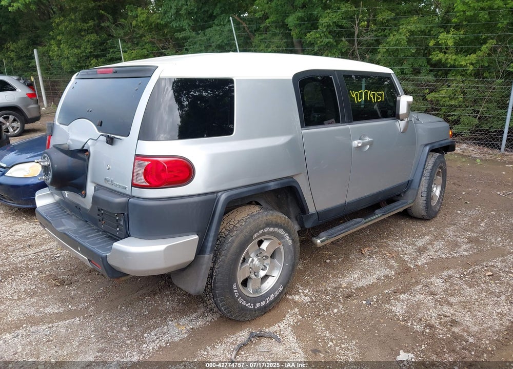 2008 TOYOTA FJ CRUISER VIN: JTEBU11F38K037061