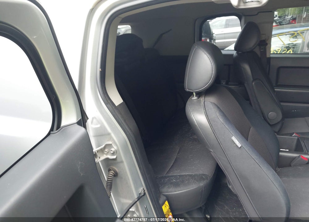 2008 TOYOTA FJ CRUISER VIN: JTEBU11F38K037061