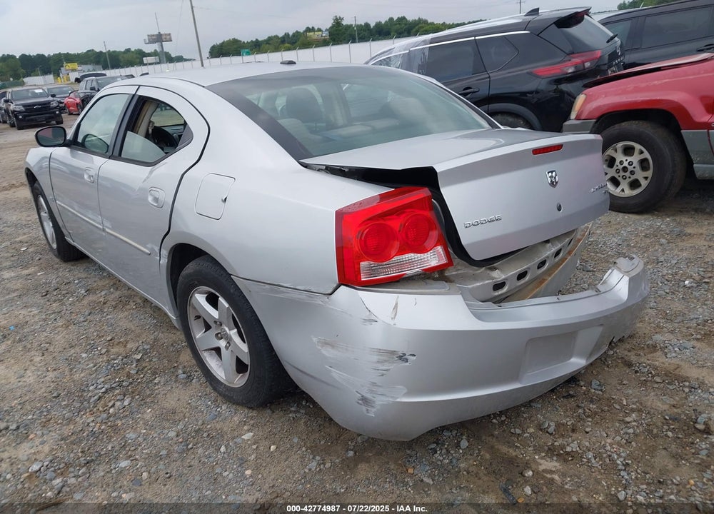 2010 DODGE CHARGER VIN: 2B3CA3CVXAH124035