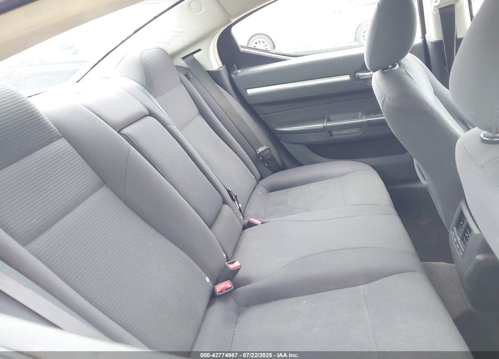 2010 DODGE CHARGER VIN: 2B3CA3CVXAH124035