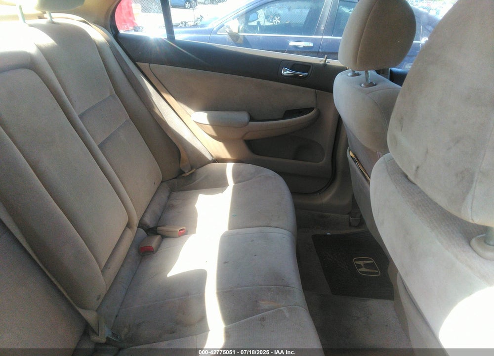 2003 HONDA ACCORD VIN: JHMCM56303C045635