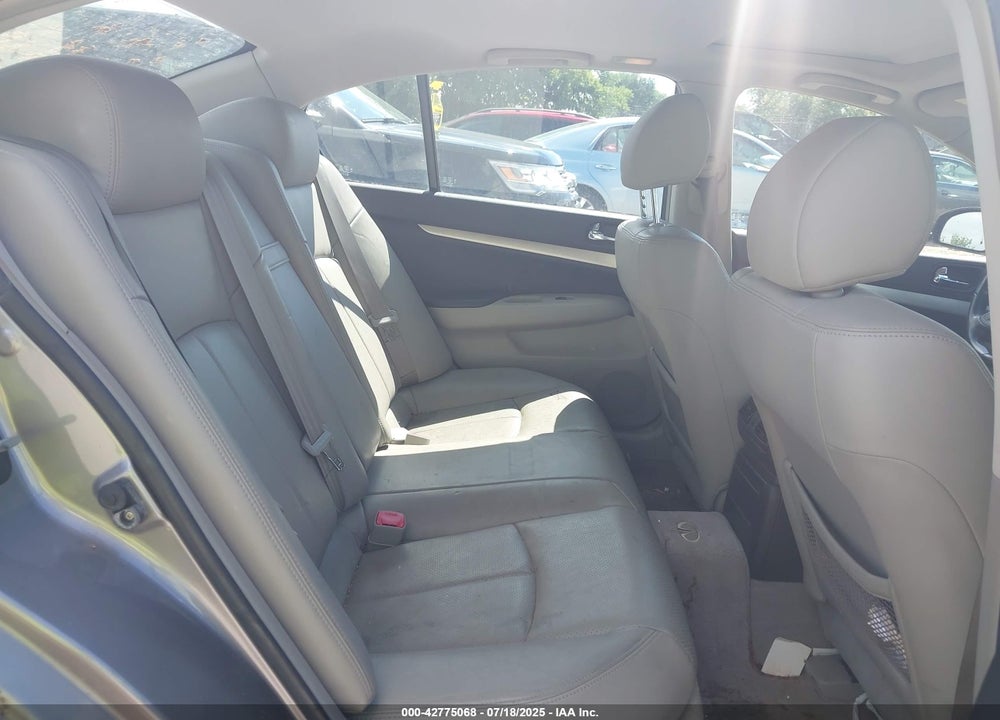 2008 INFINITI G35X VIN: JNKBV61F98M277832