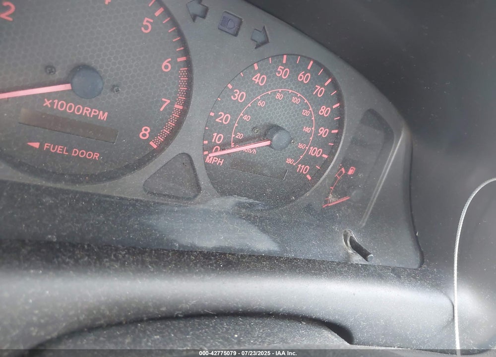 2001 TOYOTA COROLLA VIN: 2T1BR12E11C424811