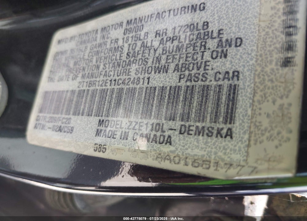 2001 TOYOTA COROLLA VIN: 2T1BR12E11C424811