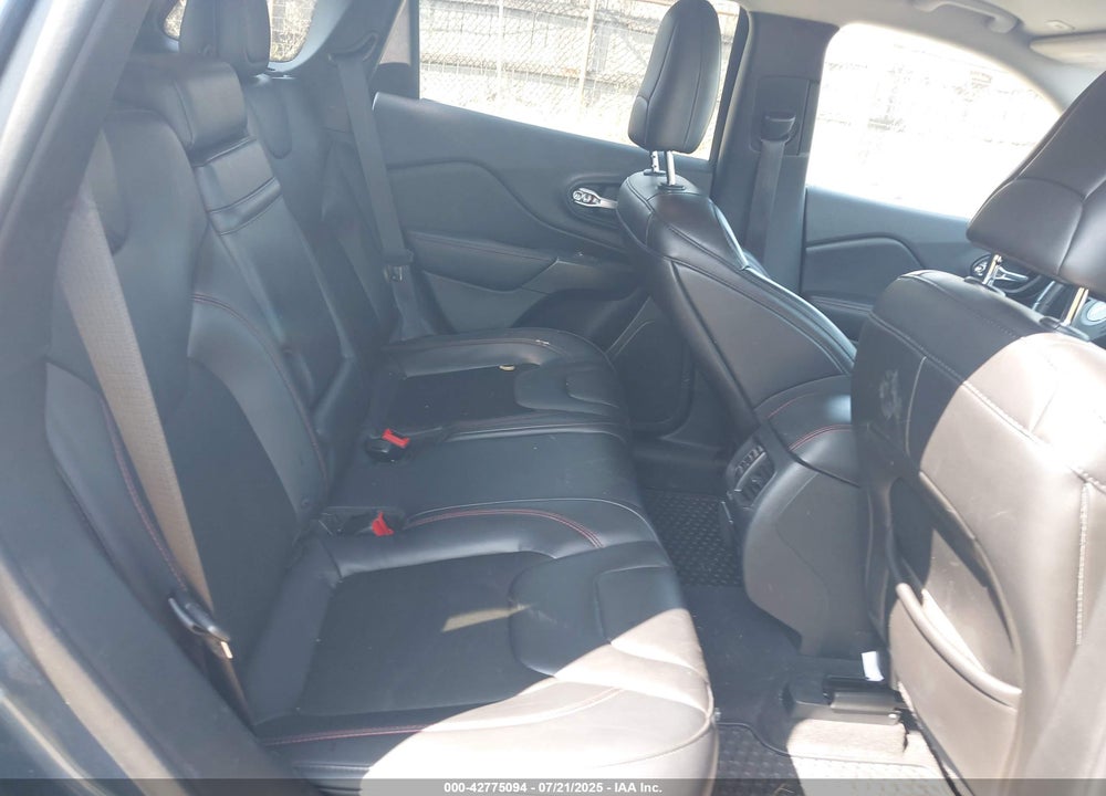 2019 JEEP CHEROKEE TRAILHAWK 4X4 VIN: 1C4PJMBX9KD369514