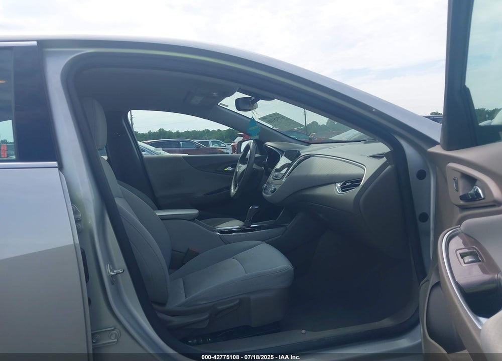 2018 CHEVROLET MALIBU VIN: 1G1ZD5ST4JF166528