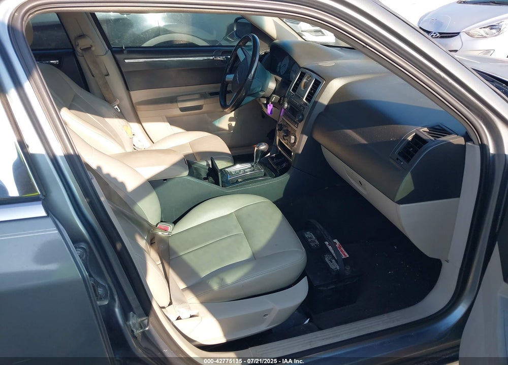 2006 CHRYSLER 300 TOURING VIN: 2C3KA53G06H343492
