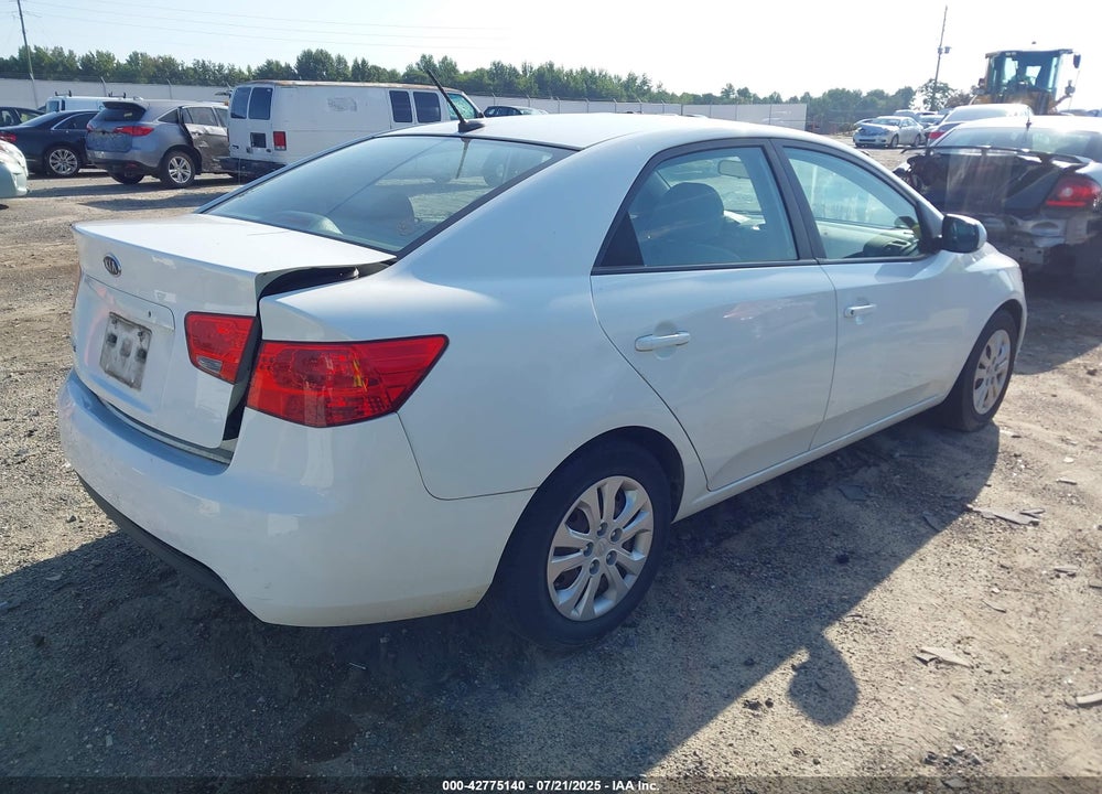 2013 KIA FORTE VIN: KNAFT4A24D5680810