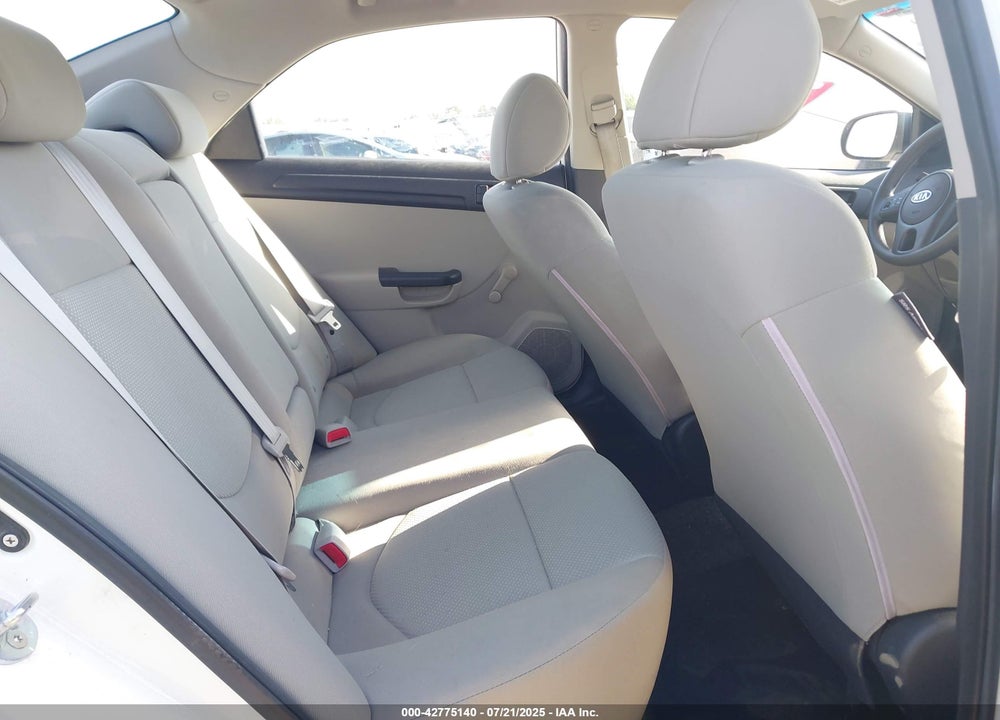 2013 KIA FORTE VIN: KNAFT4A24D5680810