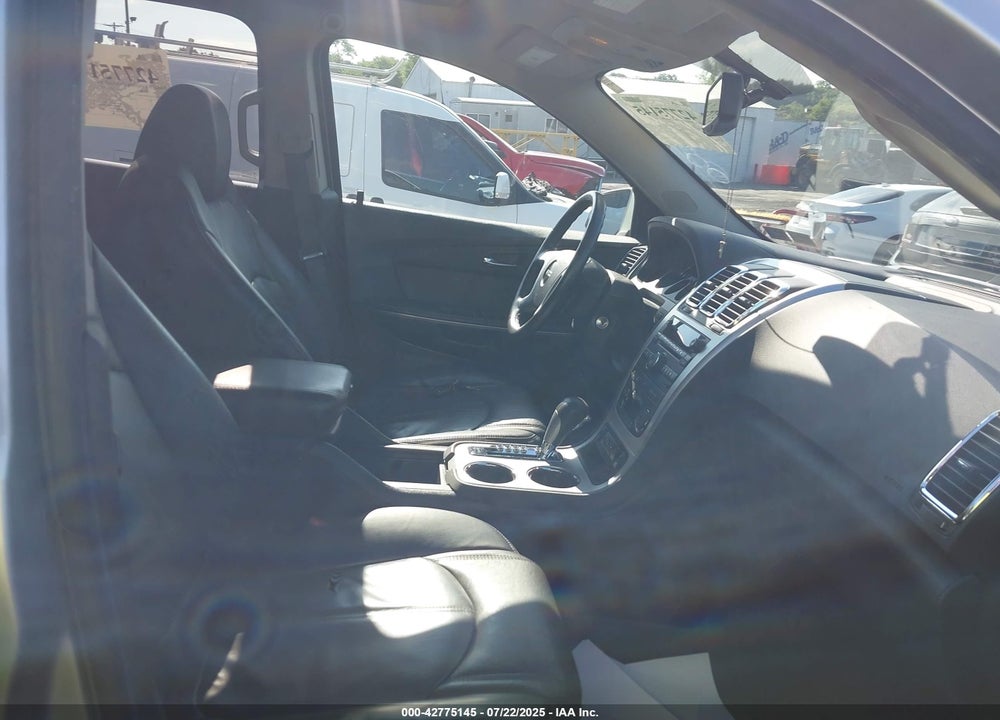 2011 GMC ACADIA VIN: 1GKKVSED9BJ168075