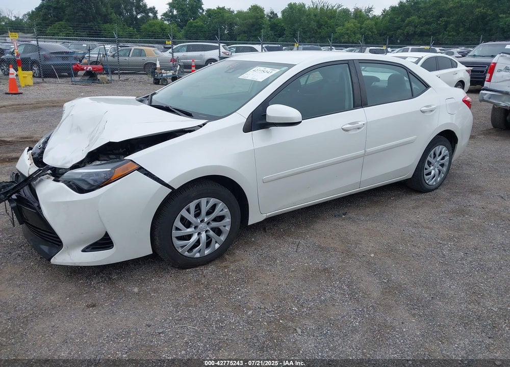 2018 TOYOTA COROLLA VIN: 5YFBURHE5JP759588