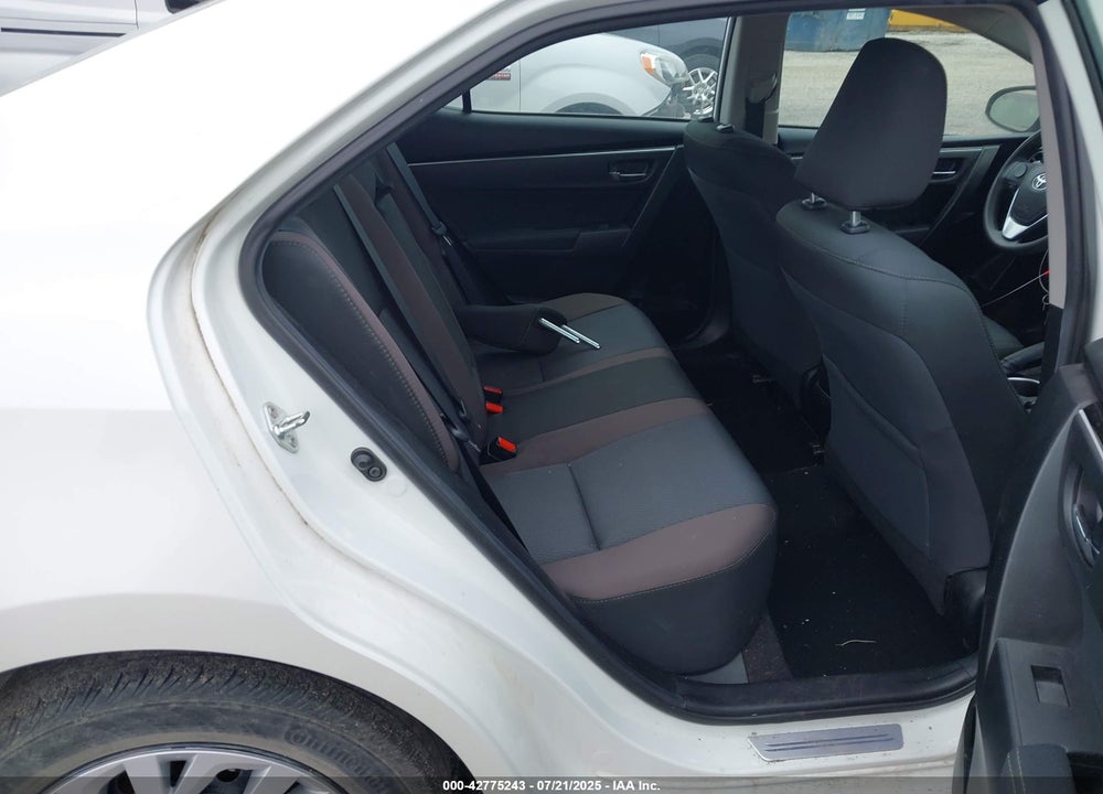 2018 TOYOTA COROLLA VIN: 5YFBURHE5JP759588