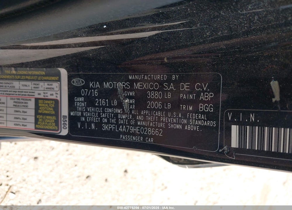 2017 KIA FORTE VIN: 3KPFL4A79HE028662