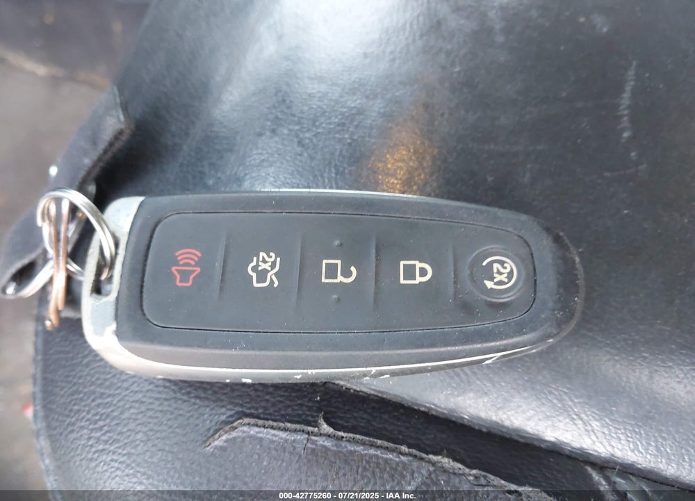 2017 FORD ESCAPE TITANIUM VIN: 1FMCU9JDXHUA03639