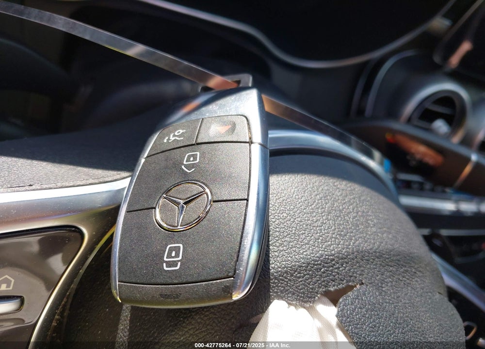 2021 MERCEDES-BENZ C CLASS VIN: W1KWF8DB4MR651951