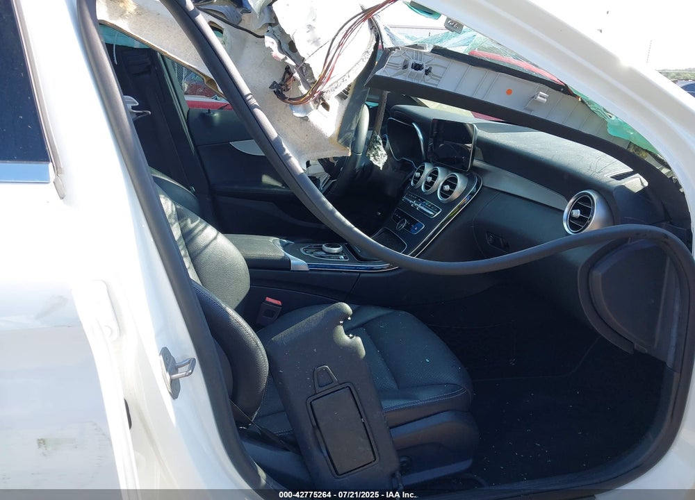 2021 MERCEDES-BENZ C CLASS VIN: W1KWF8DB4MR651951