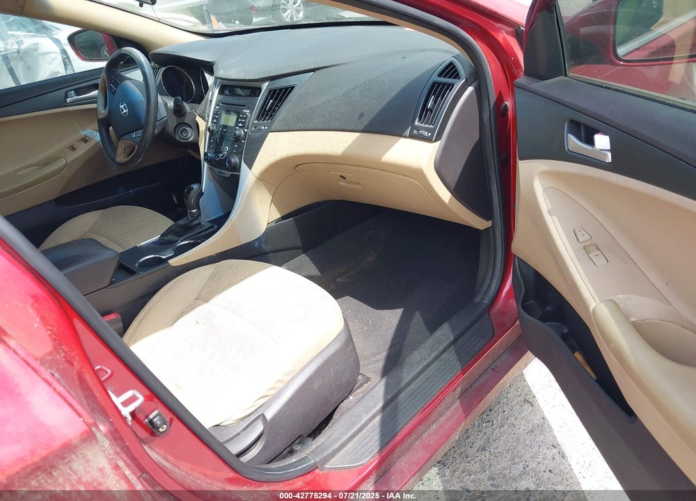 2011 HYUNDAI SONATA VIN: 5NPEB4AC5BH083396