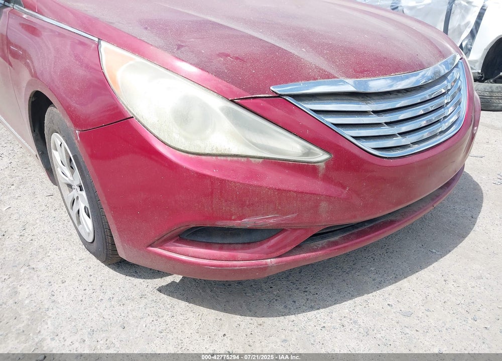 2011 HYUNDAI SONATA VIN: 5NPEB4AC5BH083396