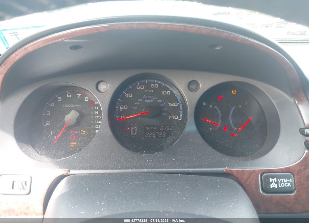 2005 ACURA MDX VIN: 2HNYD18745H515112