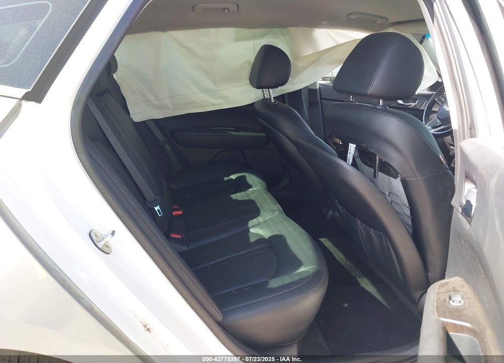 2019 KIA OPTIMA VIN: 5XXGU4L1XKG367116