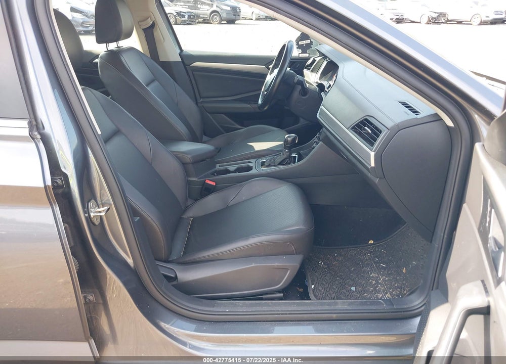 2019 VOLKSWAGEN JETTA VIN: 3VWC57BU5KM268434
