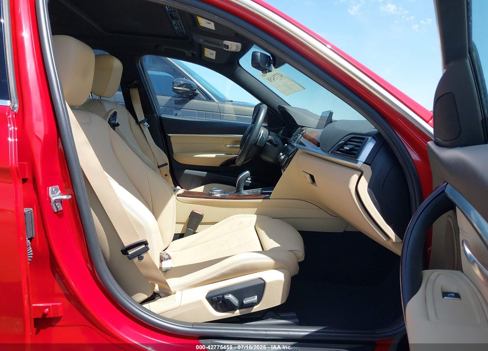 2018 BMW 3 SERIES VIN: WBA8B9C54JEE82761