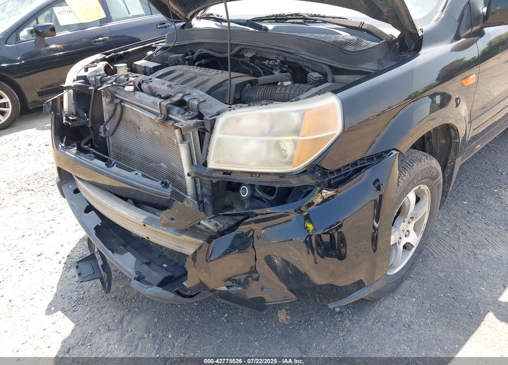 2008 HONDA PILOT VIN: 5FNYF18788B018252