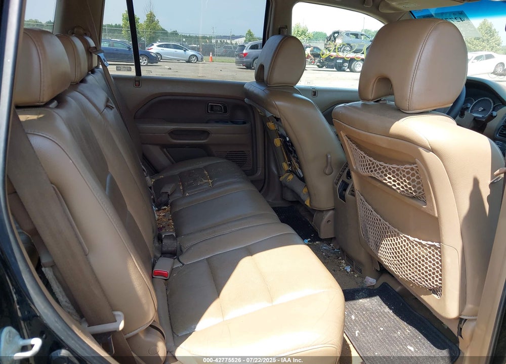 2008 HONDA PILOT VIN: 5FNYF18788B018252
