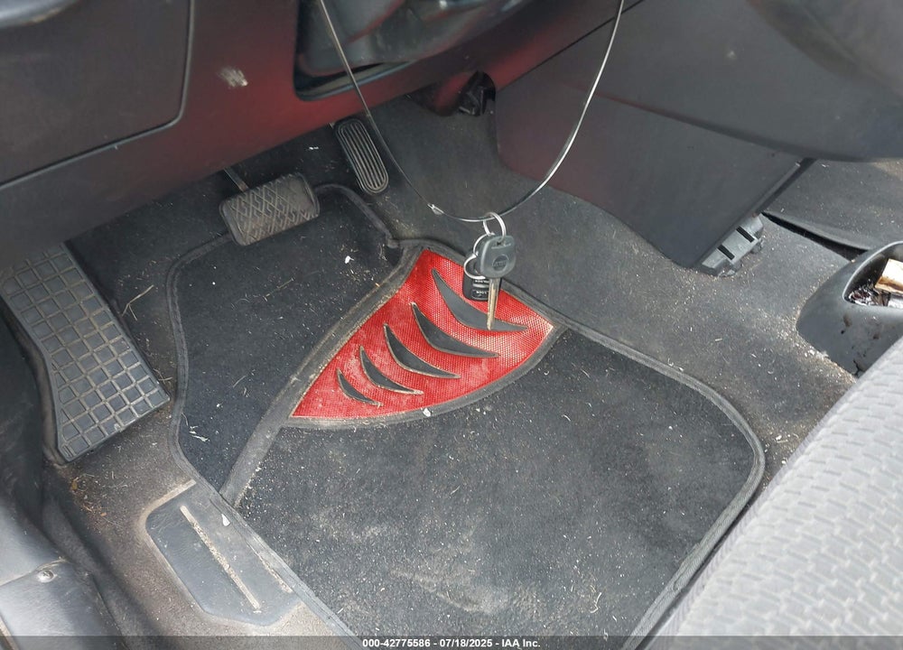 2005 TOYOTA MATRIX VIN: 2T1LR32E25C378234