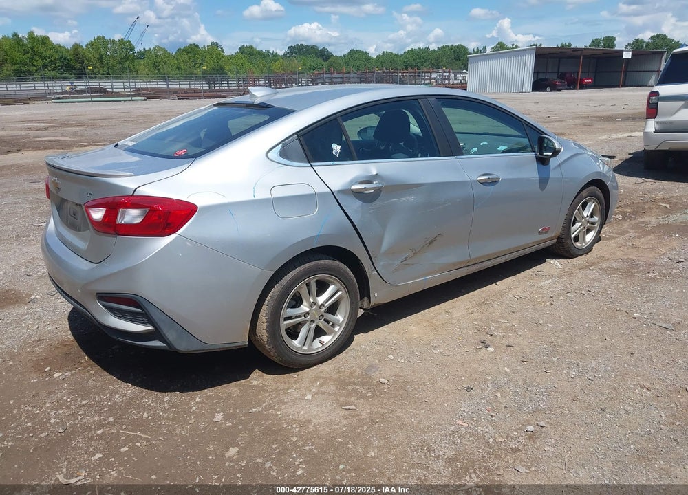 2017 CHEVROLET CRUZE VIN: 1G1BE5SM5H7186881