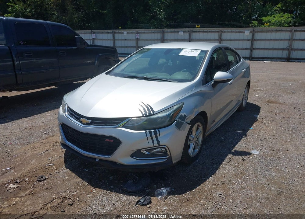 2017 CHEVROLET CRUZE VIN: 1G1BE5SM5H7186881