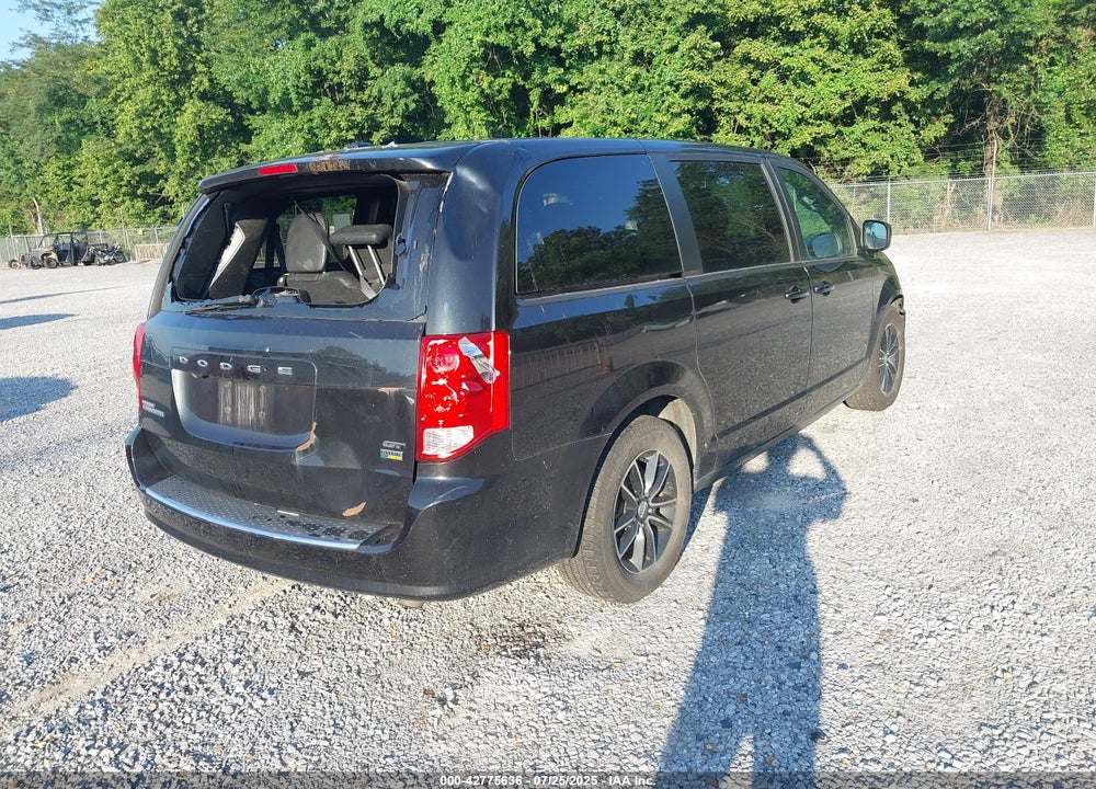 2018 DODGE GRAND CARAVAN GT VIN: 2C4RDGEG3JR145325