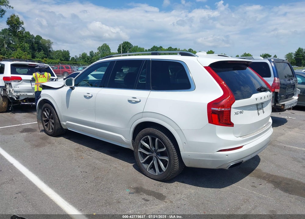 2016 VOLVO XC90 T6 MOMENTUM VIN: YV4A22PK0G1040503