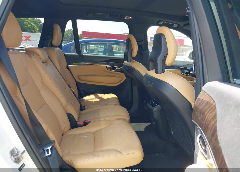 2016 VOLVO XC90 T6 MOMENTUM VIN: YV4A22PK0G1040503