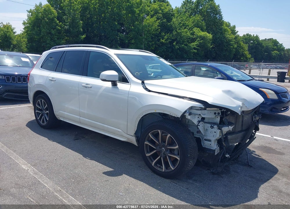 2016 VOLVO XC90 T6 MOMENTUM VIN: YV4A22PK0G1040503