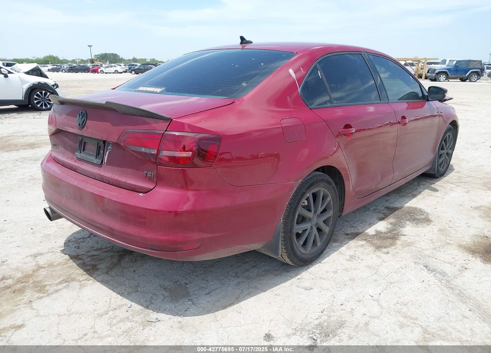 2017 VOLKSWAGEN JETTA 1.4T SE VIN: 3VWDB7AJ4HM292897
