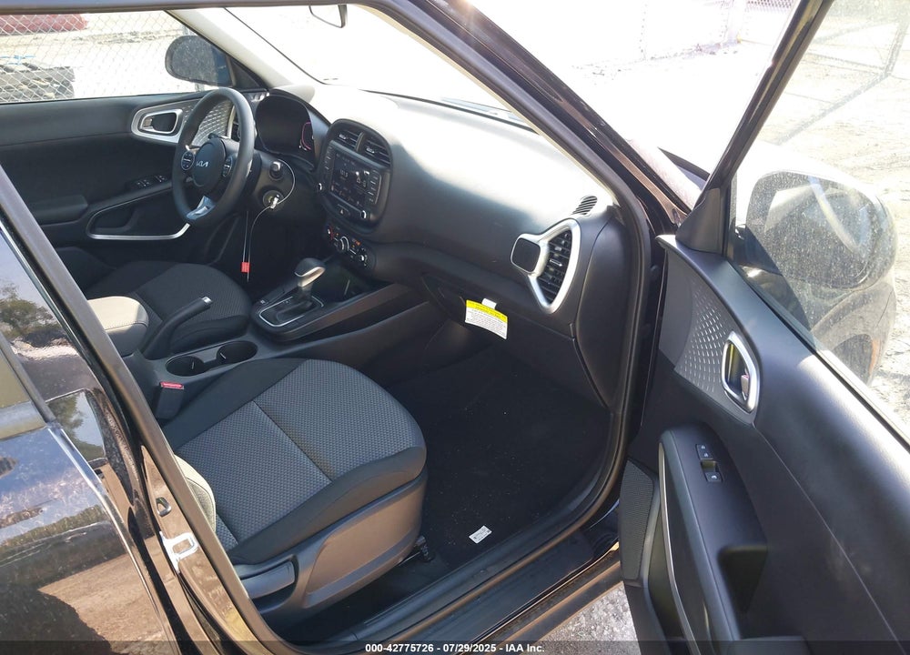 2025 KIA SOUL VIN: KNDJ23AU4S7926686