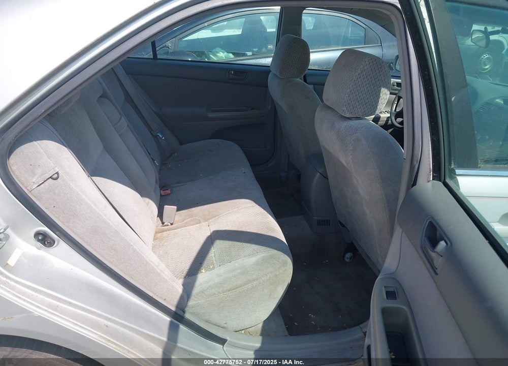 2003 TOYOTA CAMRY LE VIN: 4T1BE32KX3U122853