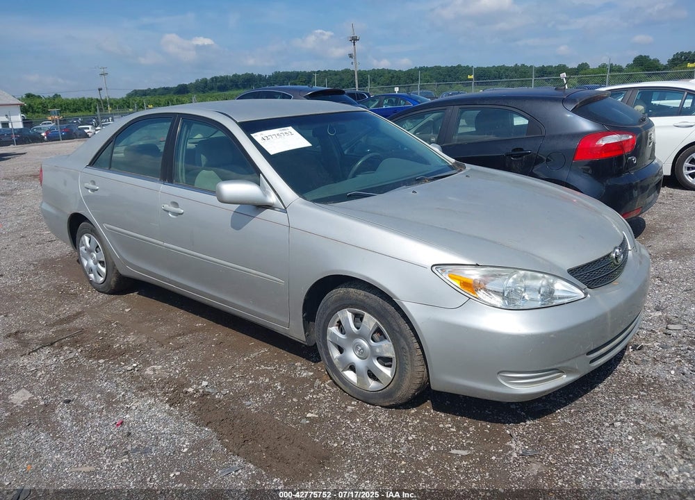 2003 TOYOTA CAMRY LE VIN: 4T1BE32KX3U122853