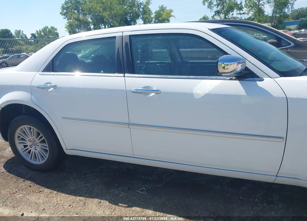 2010 CHRYSLER 300 VIN: 2C3CA5CV9AH264527