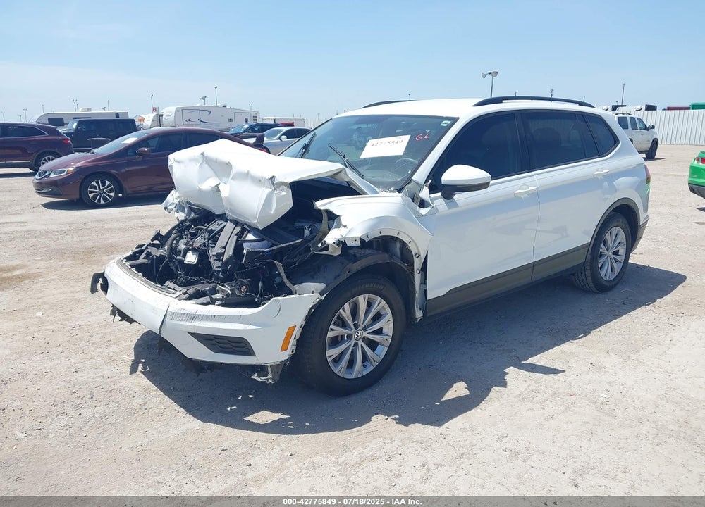 2019 VOLKSWAGEN TIGUAN VIN: 3VV1B7AX4KM127953