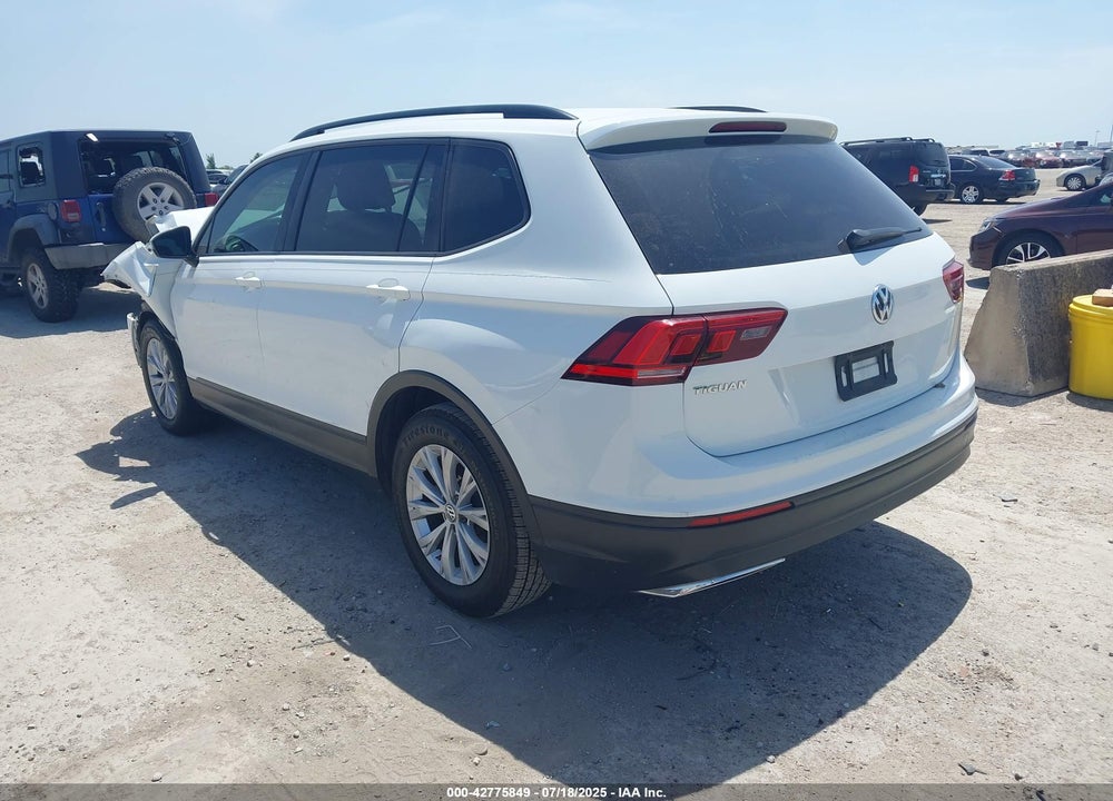 2019 VOLKSWAGEN TIGUAN VIN: 3VV1B7AX4KM127953