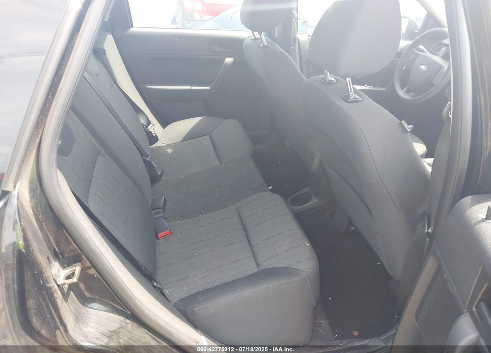 2008 FORD FOCUS VIN: 1FAHP35N68W272796